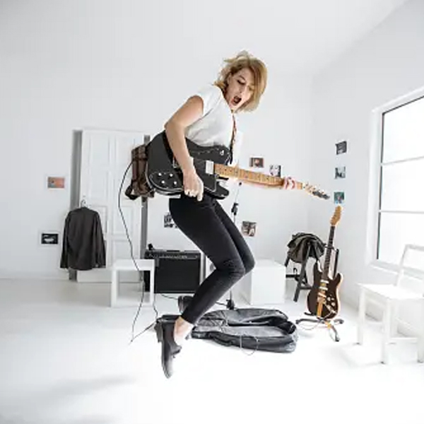 Who Are the Effects Pedal Gurus Every Guitarist Should Follow? iFave Blog